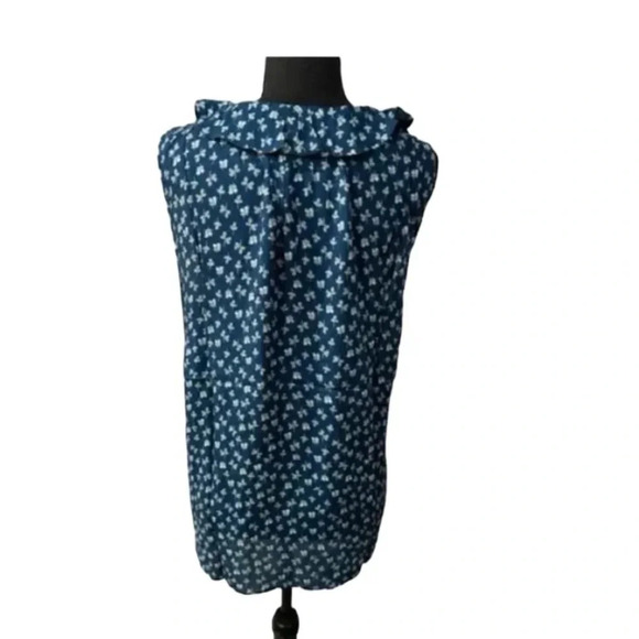 Velvet by Graham & Spencer Anthropology Blue Top Tee Sleeveless V-neck  L NWT - Picture 3 of 9